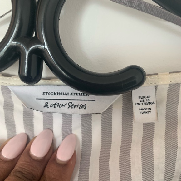 COPY - & Other Stories, grey & white long sleeve crop top - Picture 2 of 3